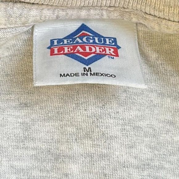 Vintage League Leader Looney Tunes Magic Orland 32 Youth T-Shirt Size M - Picture 6 of 6